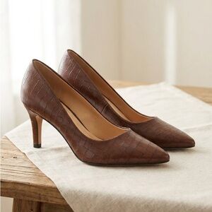 Brown Crocodile Pattern Heels by Journee, Size 8.5 Wide